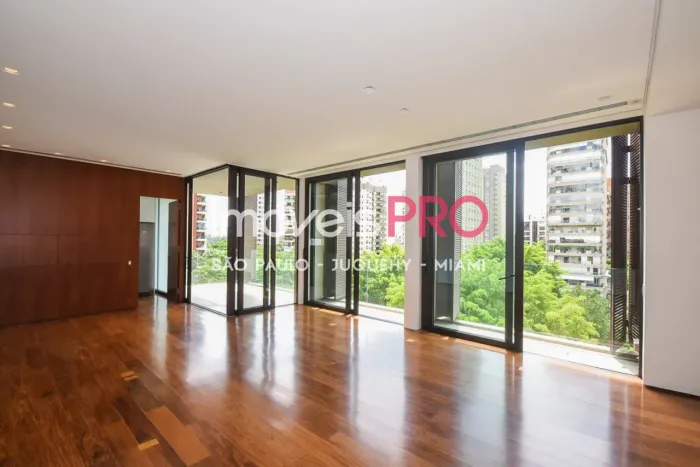 Apartamento com projeto único e moderno, localizado no coração da Vila Nova Conceição