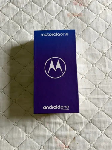 Motorola One Android One 64GB / 4GB RAM - Preto - Excelente estado + Caixa original