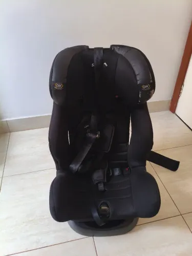 VENDO CADEIRINHA DE CARRO 