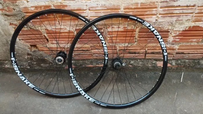Vendo par de rodas aro 29 estão zerados 