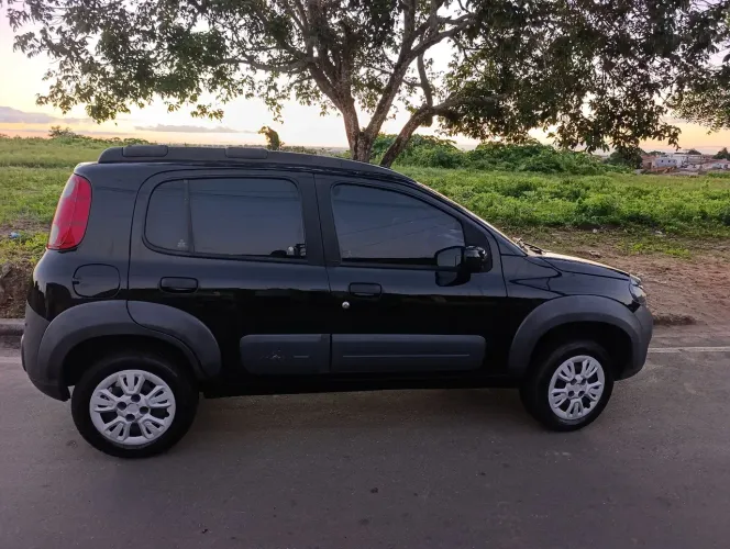 Fiat Uno WAY Celeb. 1.0 EVO Fire Flex 8V 5P 2013