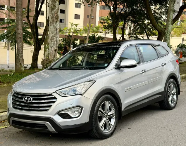 Hyundai Grand Santa Fe 3.3 V6 4X4 Tiptronic 2014