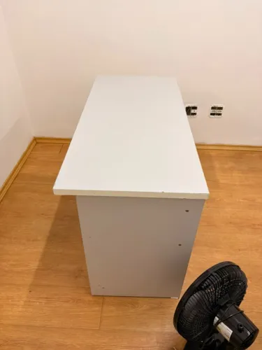 Mesa retangular branca
