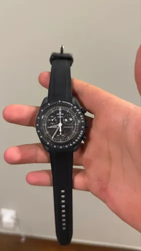 Relógio Omega X Swatch moon snoop