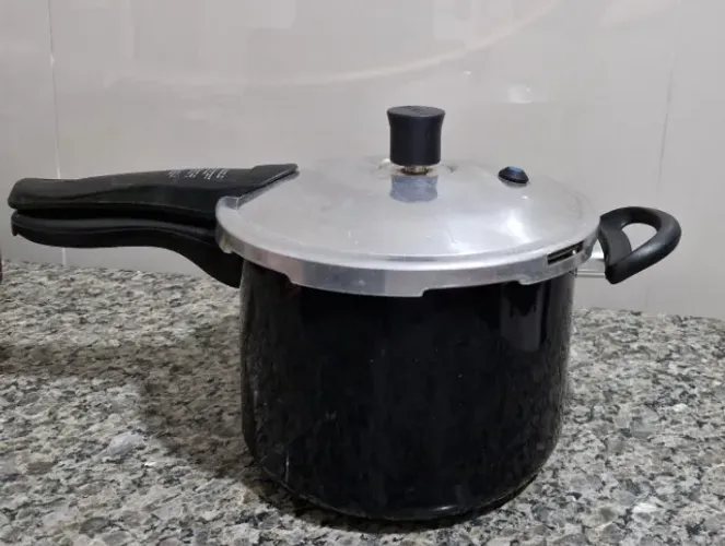 Panela de pressão 