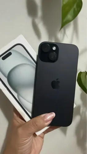 iPhone 15 128GB