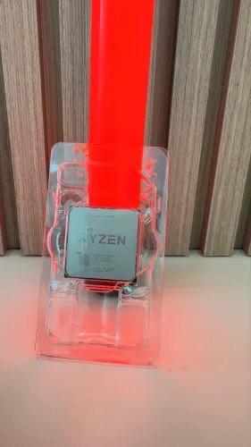 Ryzen 5700X