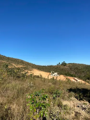 Vendo ou troco de 1000m2 a 27000m2 de terreno.