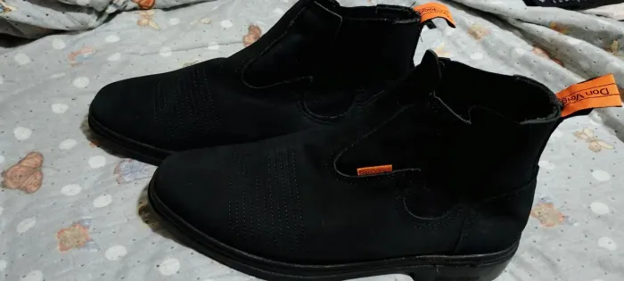 Vendo bota nova masculina Don veiga N42