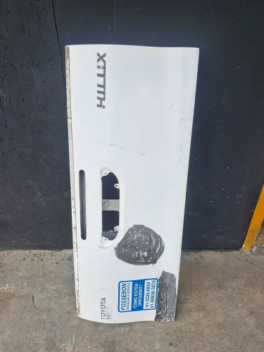 Tampa traseira hilux 208 2020 srx cabine dupla