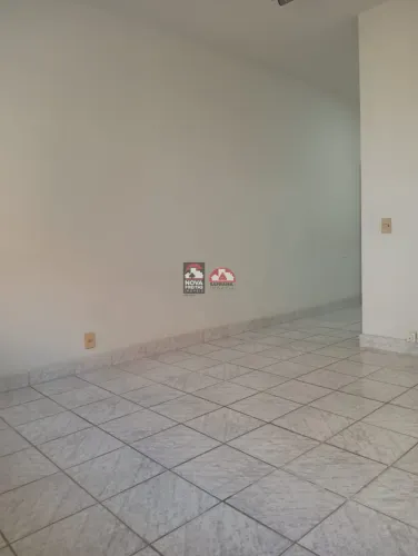 Sala Comercial à venda e locação no 8º Andar do VIP Center - Pronta para o Seu Negócio!