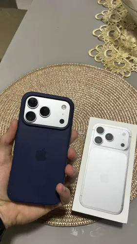 Iphone 17 pro - pra vender hoje