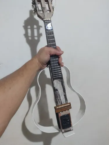 Cavaco Vazado Eletrico Ativo Luthier 