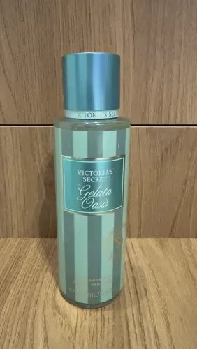 Victoria?s Secret Gelato Oasis