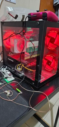 PC GAMER 