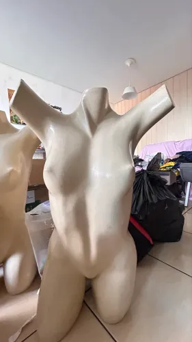 Kit 5 Manequins 150,00