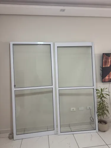 Porta de correr em Alumínio 