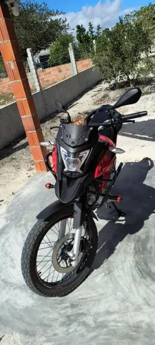 Vendo ou troco em outra moto pegando volta. Valor 17.000 mil