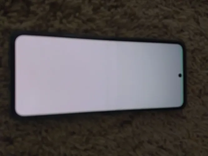 Moto Razr 40 c/defeito na tela interna