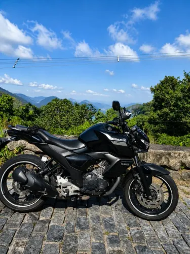 Fazer Fz15 único dono ( aceito oferta)