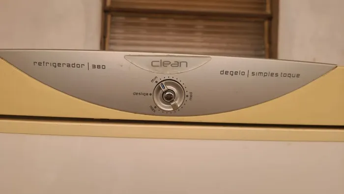 Geladeira Brastemp sem detalhes