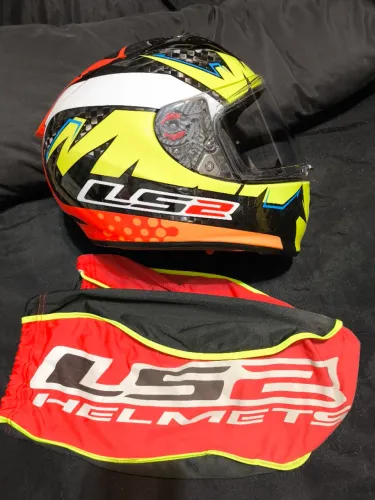 Capacete LS2 ARROW FULL CARBON