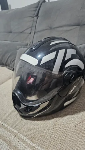 Capacete etceter robocop tamanho 62
