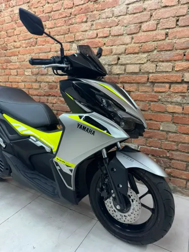 Yamaha AEROX CONNECTED ABS