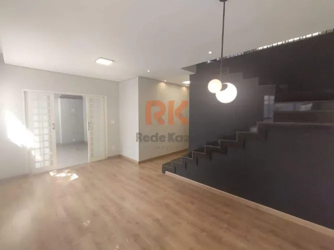 Casa para Aluguel no Liberdade, BH 3 quartos, 2 vagas, varanda gourmet