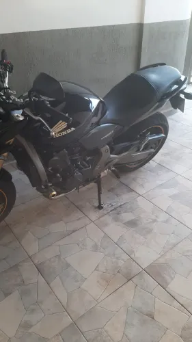 Vende-se Hornet 2008/08 