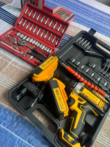 Furadeira 48V + 2 Baterias + Jogo de Ferramentas Completo