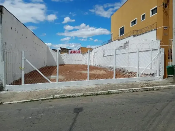 Terreno à venda, 375 m² por R$ 550.000,00 - Santana - São José dos Campos/SP