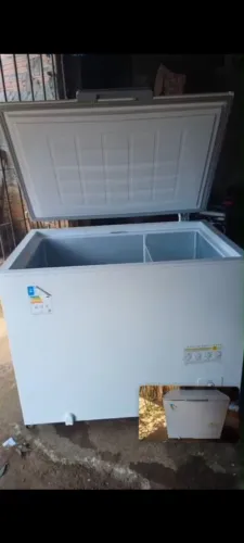 Vendo freezer, pouco tempo de uso. 3.200,00
