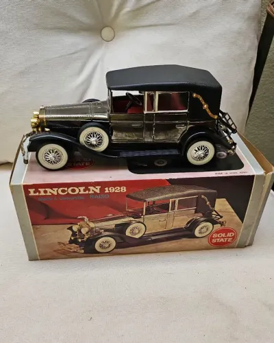 RELÍQUIA VINTAGE! Rádio Carro Lincoln 1928 Convertible Antigo ( NA CAIXA)