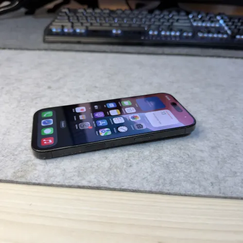 iPhone 16 Pro 