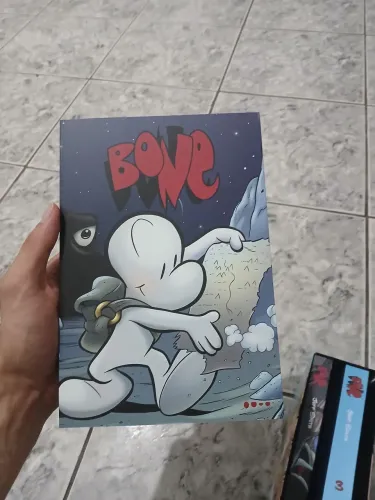 Hq - Bone (Box com 3 volumes)