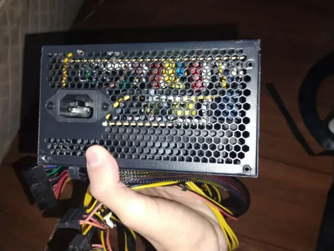 Fonte EVGA 400W 80 PLUS