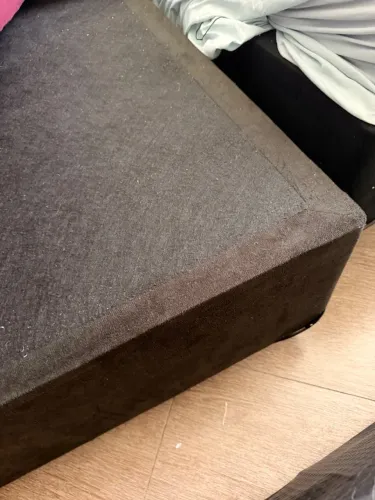 Vendo Box de solteiro tenho 2 unidades