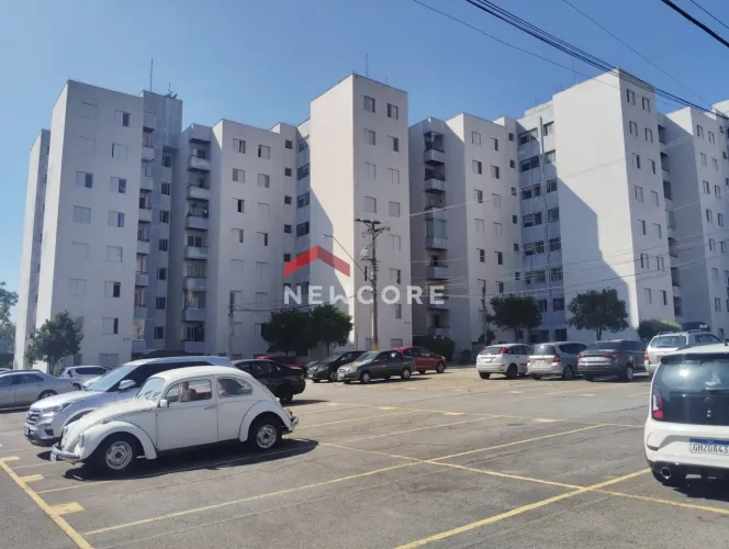 Apartamento em Rua Valdemar Celestino da Silva - Parque São Vicente - Mauá/SP