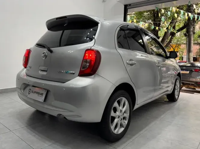 Nissan March SV 1.6 16V Flexstart 5P Aut. 2017