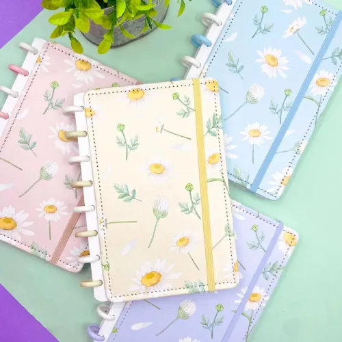 Caderno de Disco MARGARIDAS A5 80 Fls/8 discos - 15x21,2cm - IMPORTADO - UND