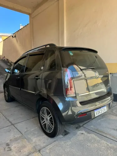 Fiat Idea Essence 1.6 Flex 16V 5P 2012
