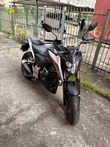 Honda CB 300f Twister Flex 2026