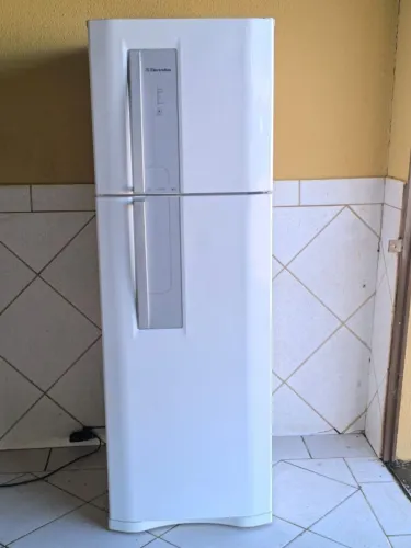 Geladeira Eletrolux Frost Free
