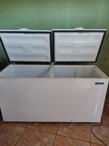 Freezer em ótimo estado