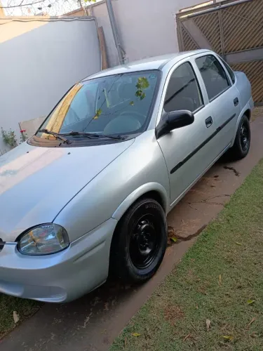 Chevrolet Corsa SED Class.life 1.0/1.0 Flexpower (álcool) 2006