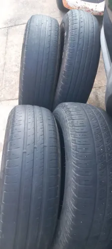 Vendo 03 pneus 175/75/14
