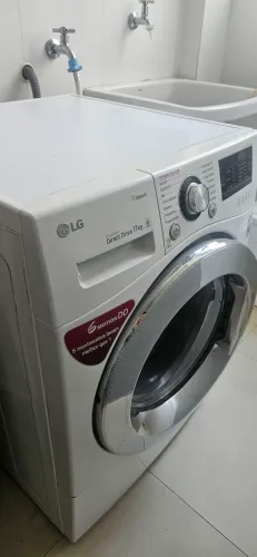 Lavadora LG com alguns defeitos