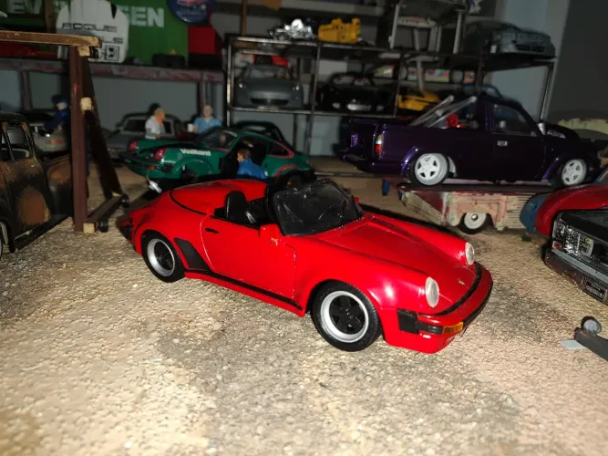 Miniatura Porsche 930 Speedster escala 1:18 Maisto 