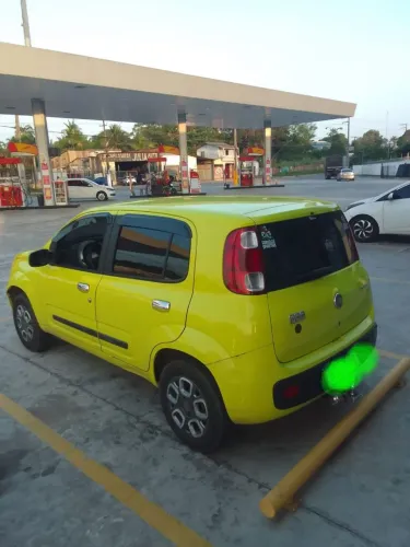 Fiat Uno Attractive 1.4 EVO Fire Flex 8V 4P 2011